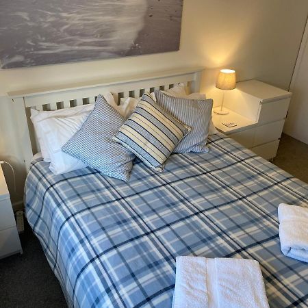 Trafalgar, Lovely Ground Floor Flat With Outside Patio Garden, Minutes Walk To Seafront 海景城 外观 照片